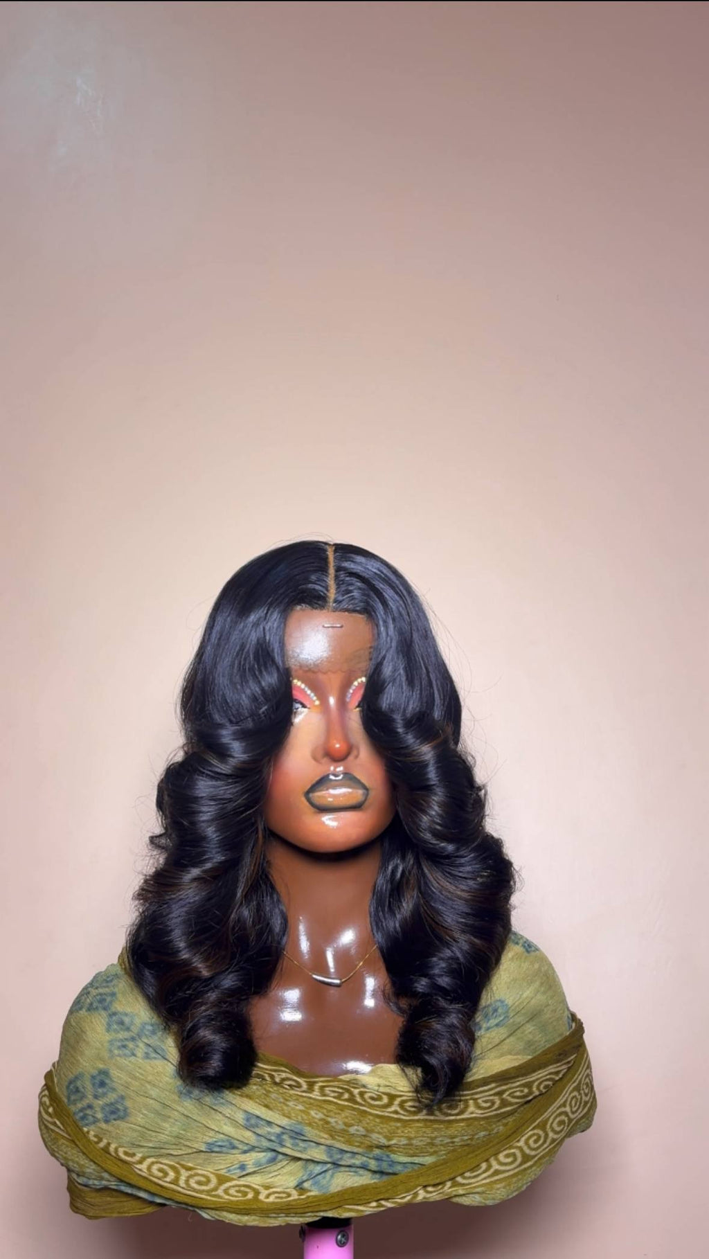 14” Layered Bounce Wig
