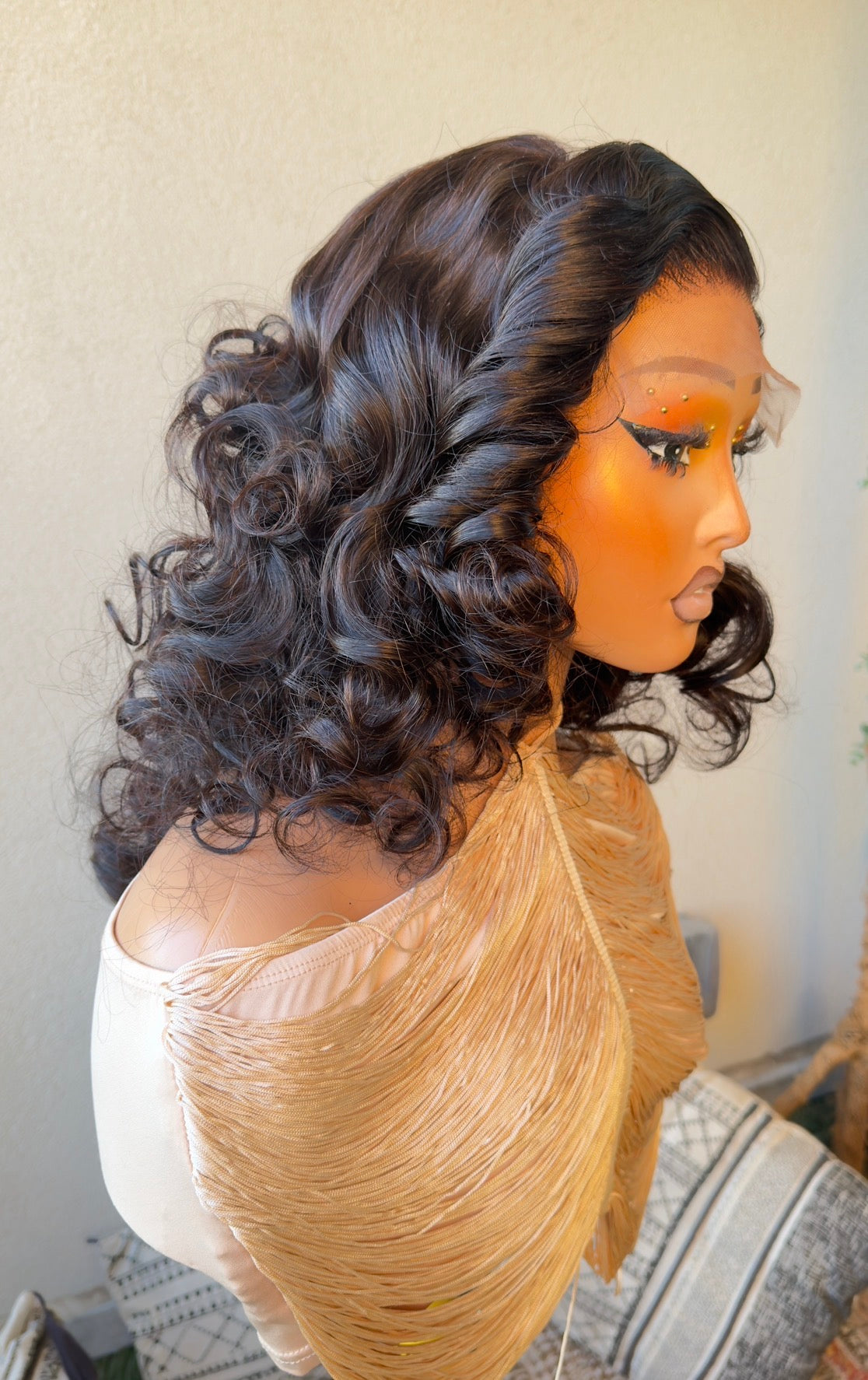 18” Bouncy curls wig