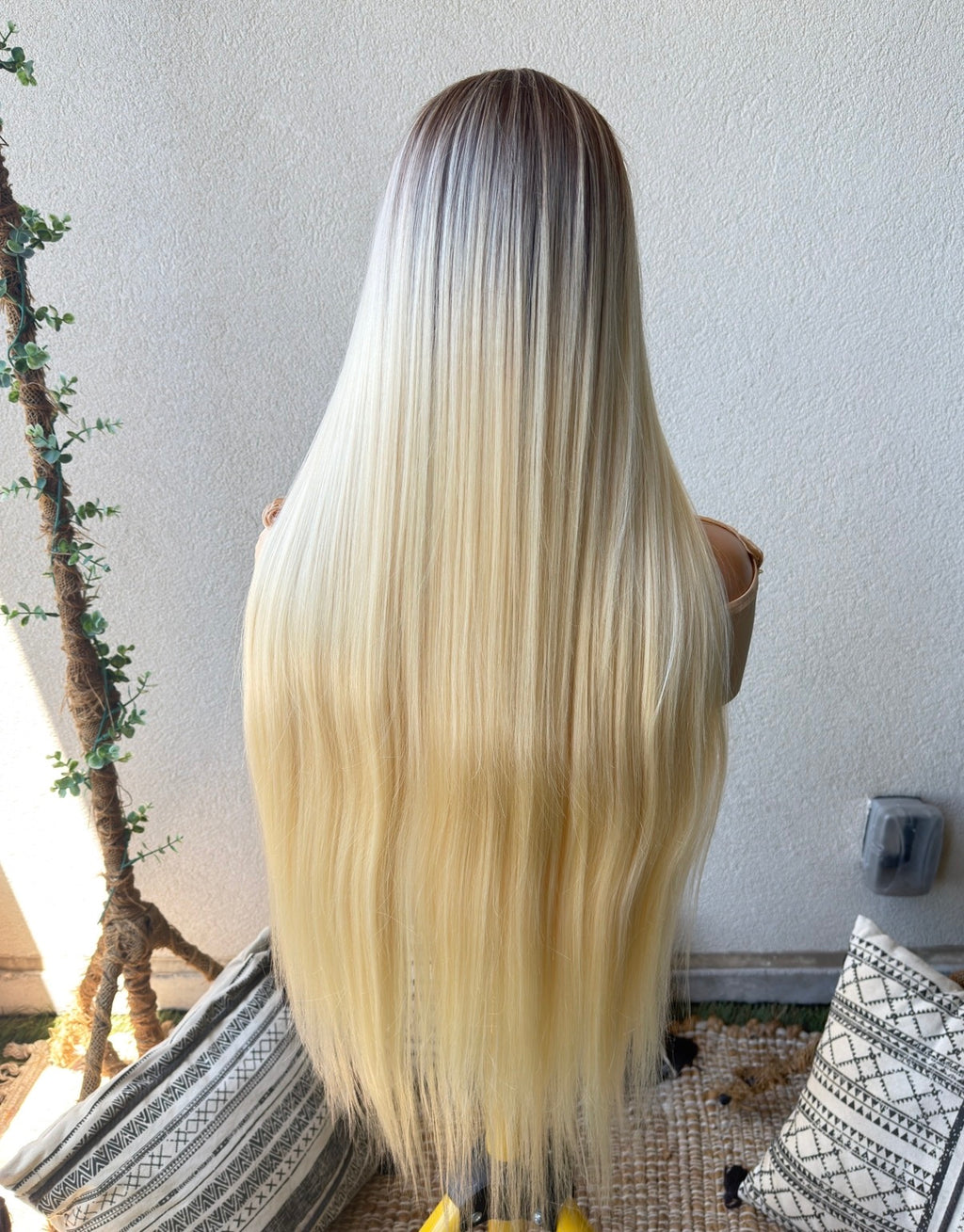 34” Darkroot blond wig (6A)
