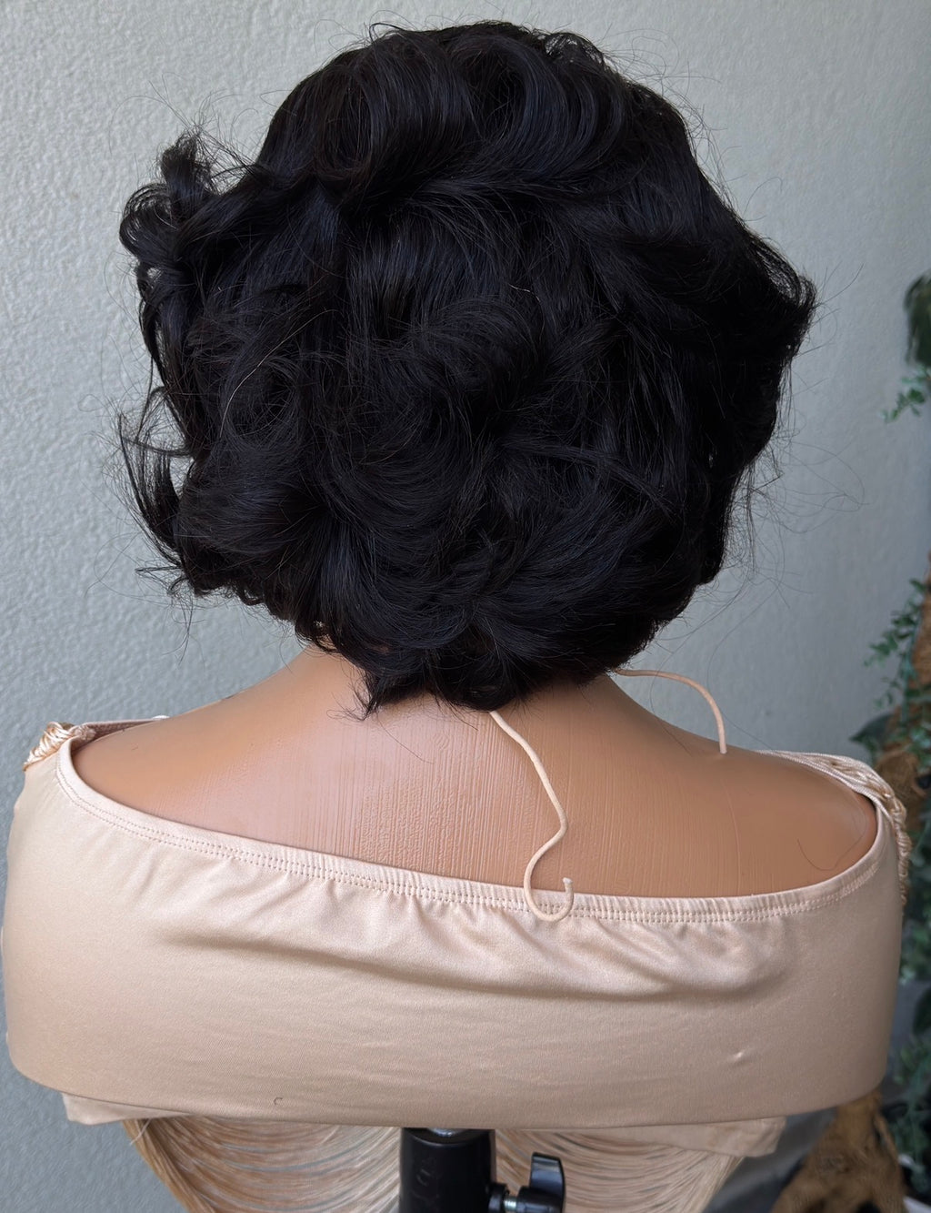 12” SDD Flip Bounce Black Wig
